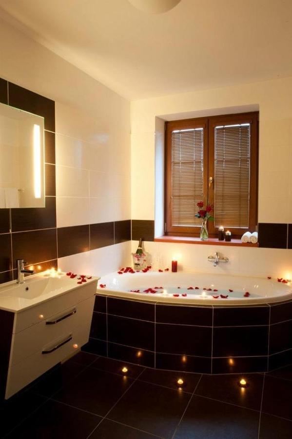 4Rooms Roztoky Exterior photo